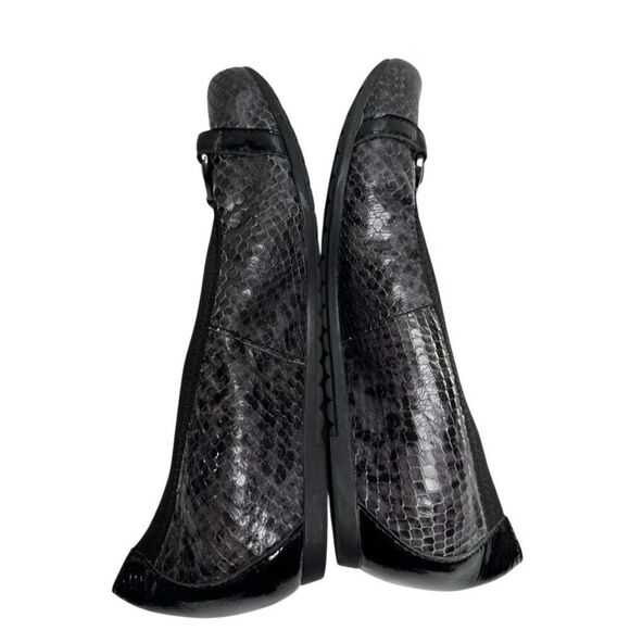 Munro Flats Size 6.5 Ivy II Black Snake Slip On Flexible - Picture 7 of 10